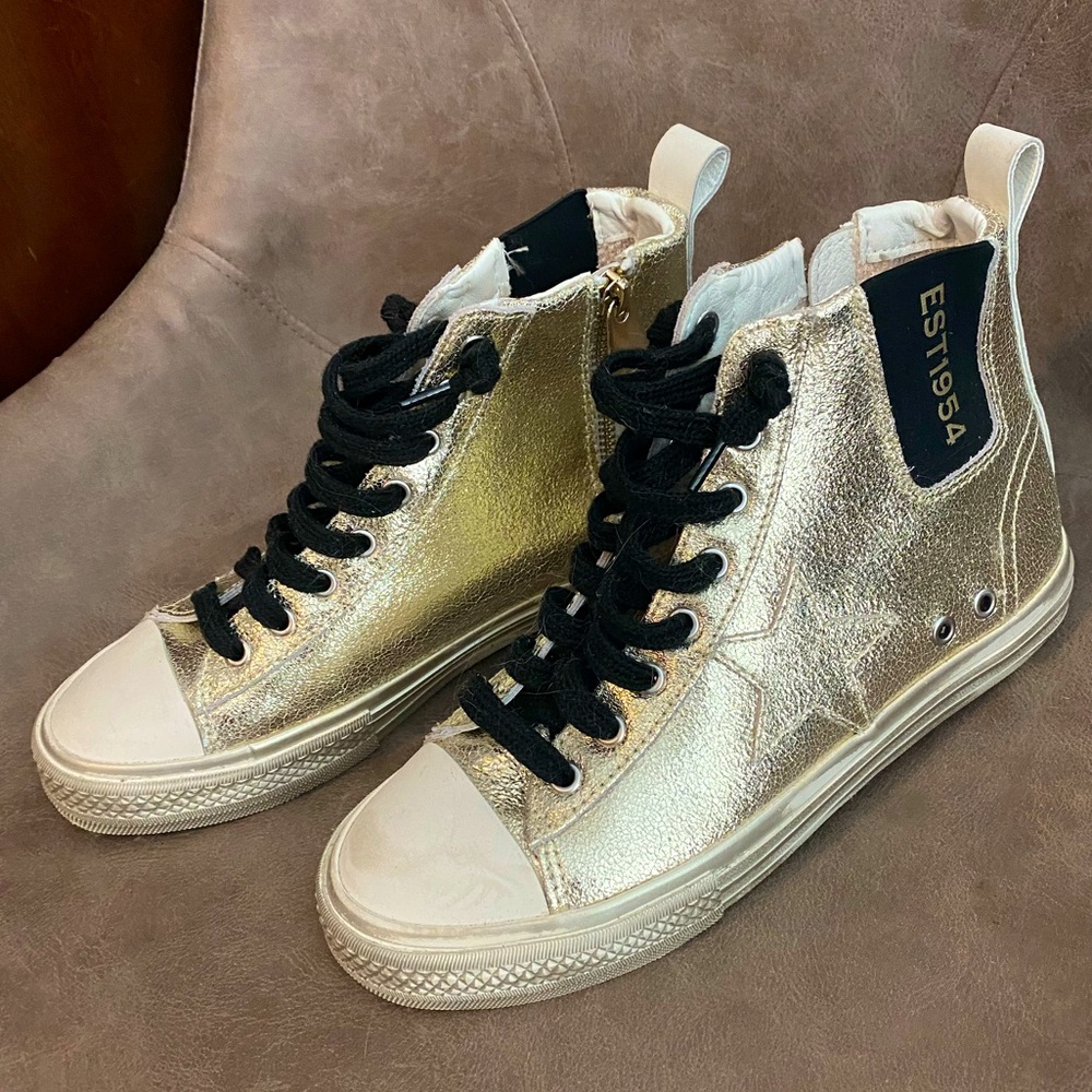 Vintage Havana high tops black & gold size 7